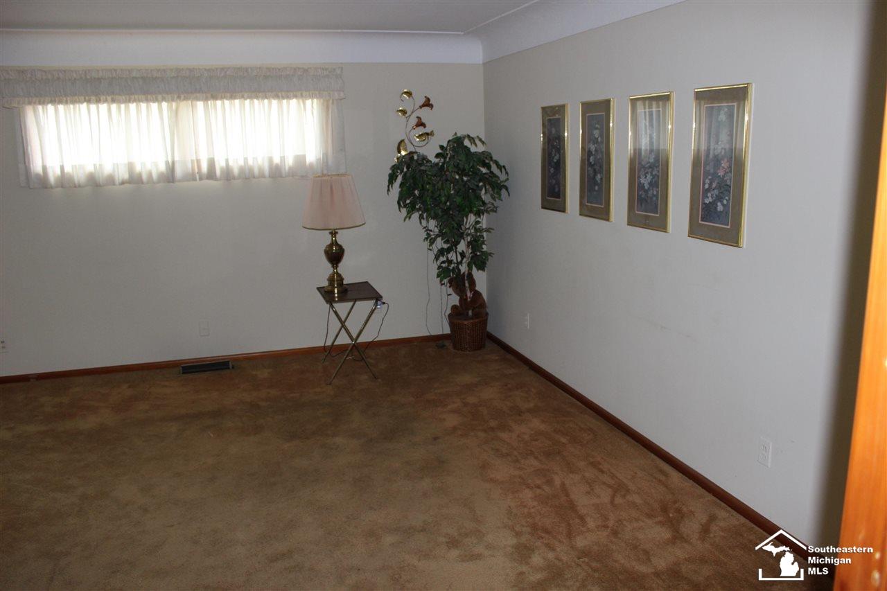165 Ruff Drive Monroe, MI 48162 - Photo 22 of 42 Gallery Image 22