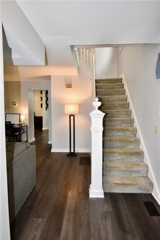 235 Decatur Street Corning, NY 14830 - Photo 5 of 44