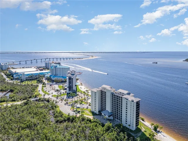 $649,000 | 17080 Harbour Point Drive, Unit 7C, Fort Myers, FL 33908