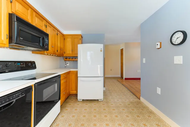 $475,000 | 3 Langdon Road, Wiscasset, ME 04578