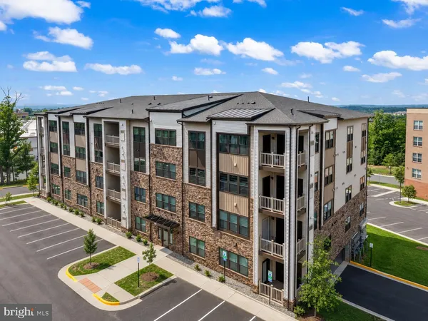 $530,000 | 46270 Mount Allen Terrace, Unit 101, Sterling, VA 20164