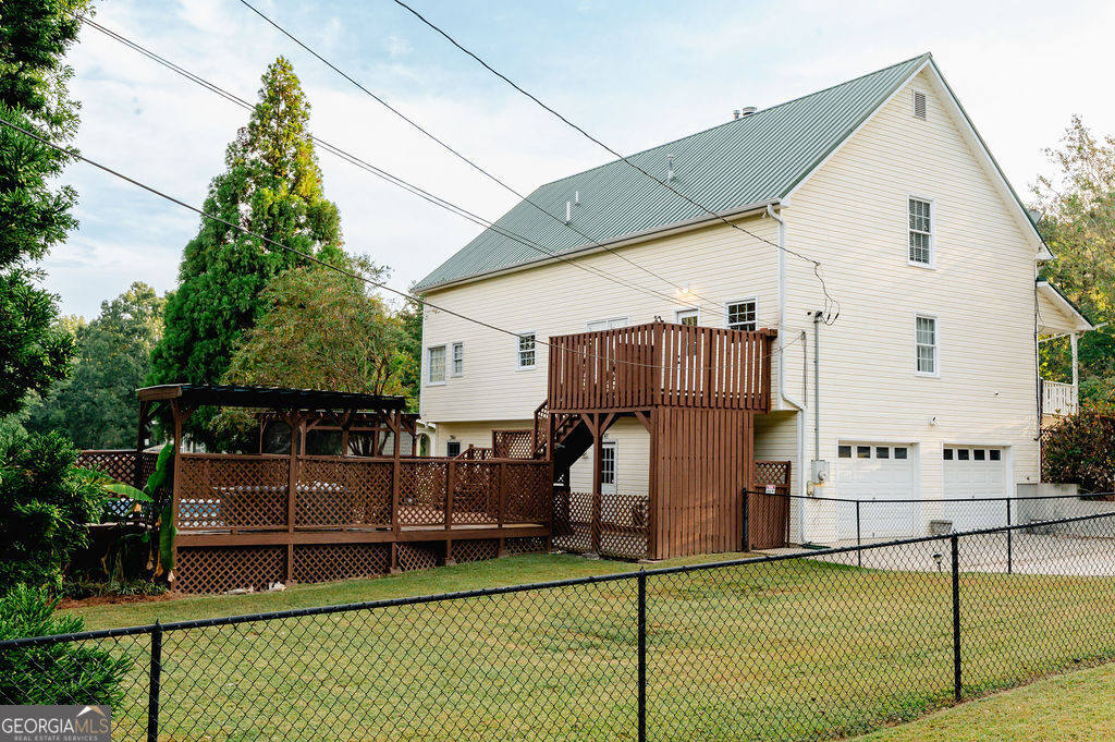 3301 Connie Way Winston, GA 30187 - Photo 3 of 40 a view of a house