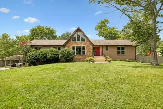 $585,000 | 5904 South New Hope Road, Hermitage, TN 37076