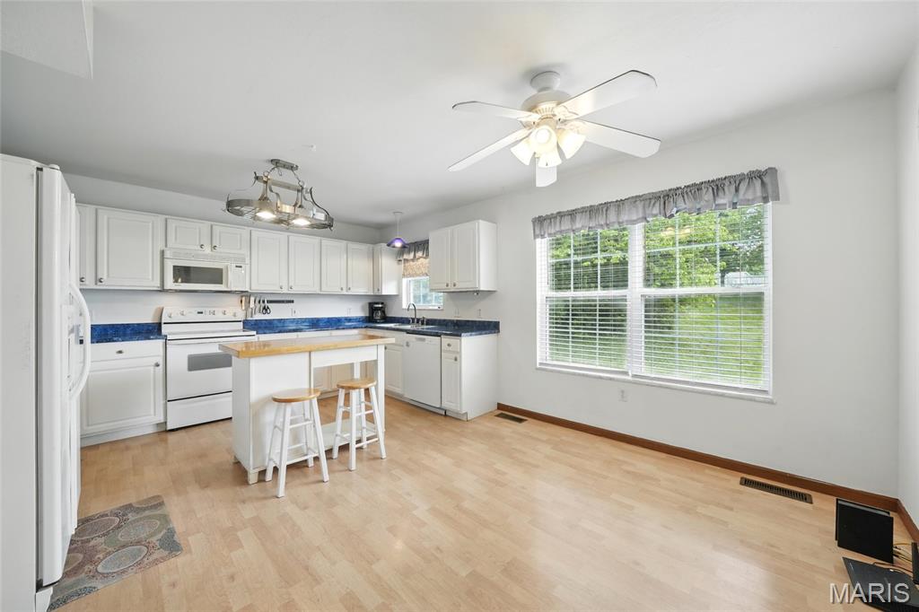 3925 Yaeger Road St. Louis, MO 63129 - Photo 7 of 26 Gallery Image 7