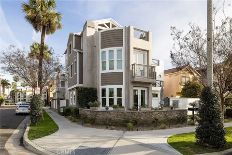 $3,398,000 | 428 7th Street, Huntington Beach, CA 92648