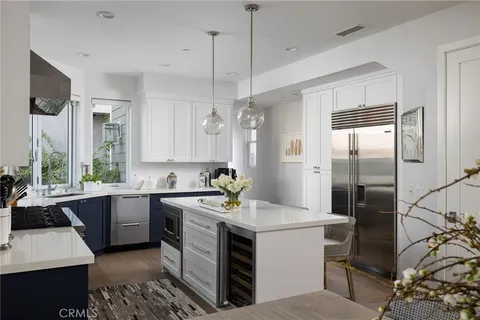 $3,398,000 | 428 7th Street, Huntington Beach, CA 92648