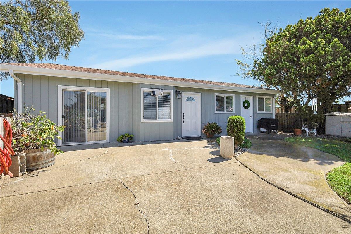 37052 Poplar Street Newark, CA 94560 - Photo 32 of 54 Front of ADU