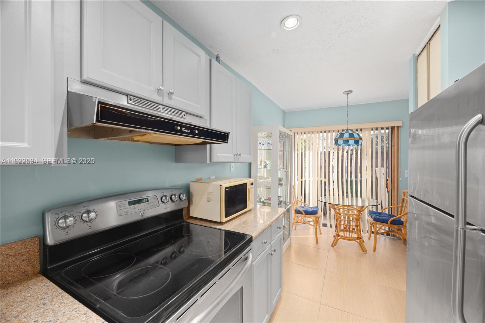 2701 Southwest 58th Manor, Unit F Dania Beach, FL 33312 - Photo 12 of 32