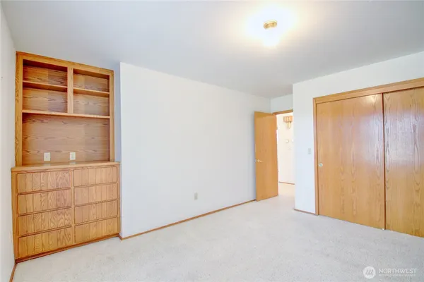 $2,750 | 2207 North Trumpeter Drive, Mount Vernon, WA 98273