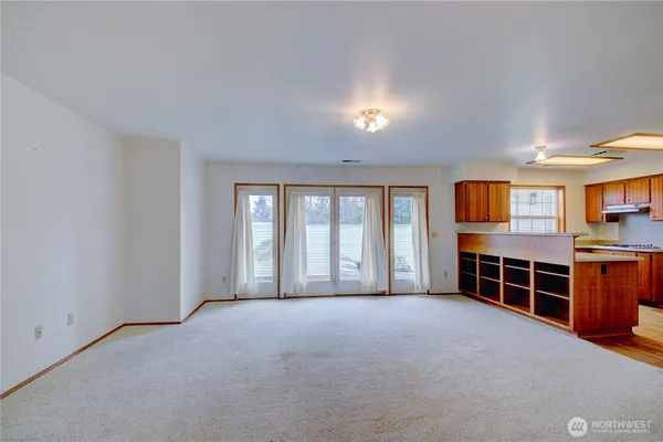 $2,750 | 2207 North Trumpeter Drive, Mount Vernon, WA 98273