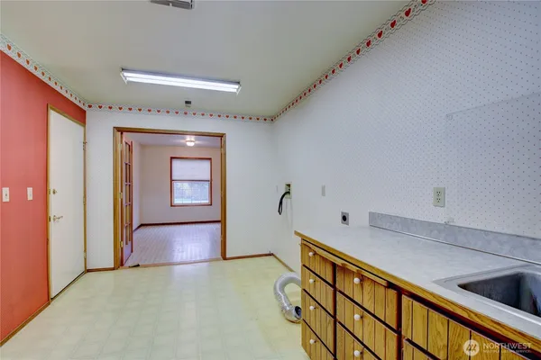 $2,750 | 2207 North Trumpeter Drive, Mount Vernon, WA 98273