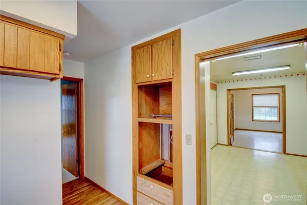 $2,750 | 2207 North Trumpeter Drive, Mount Vernon, WA 98273
