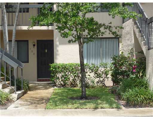 21951 Soundview Terrace, Unit 108 Boca Raton, FL 33433 - Photo 2 of 14 Additional Photo