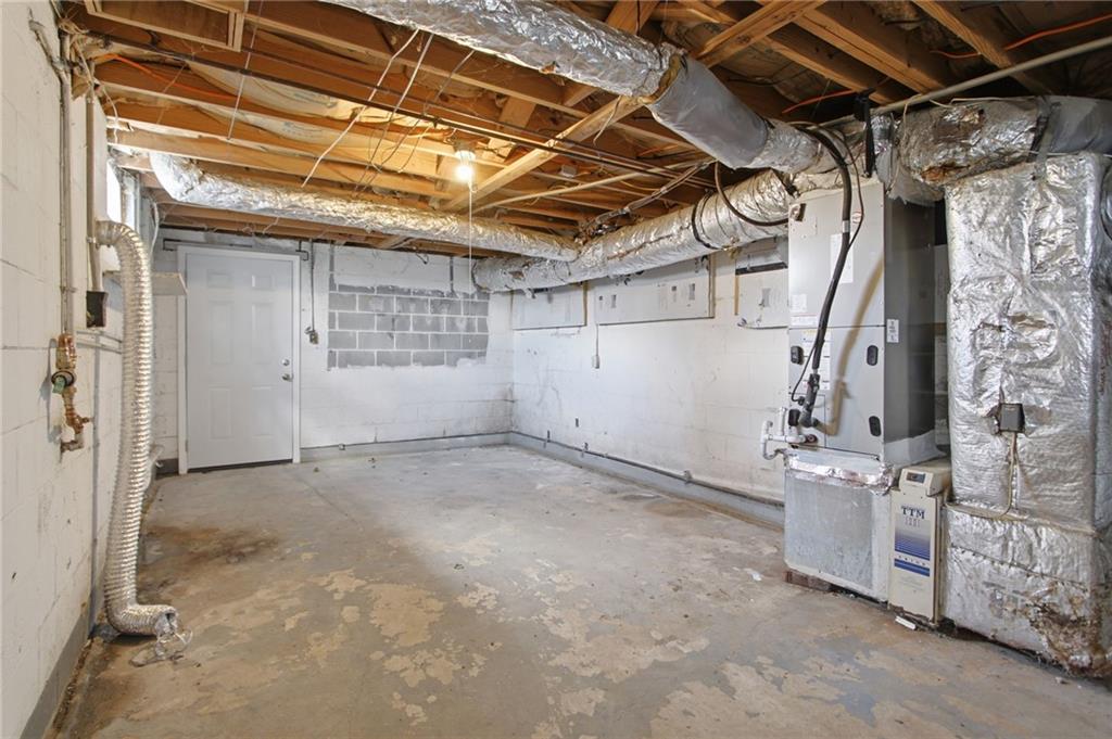 2366 Flint Rock Road Southwest Stone Mountain, GA 30087 - Photo 29 of 40 a view of a room with an empty space