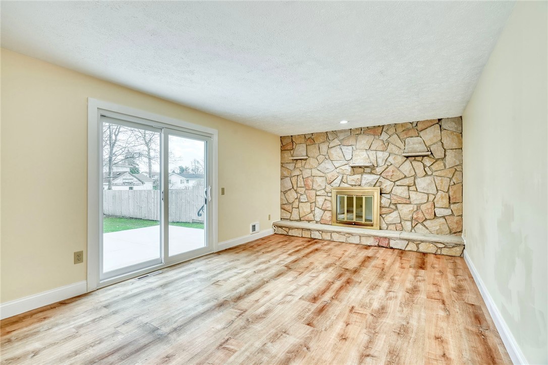 136 Chimney Hill Road Greece, NY 14612 - Photo 16 of 40