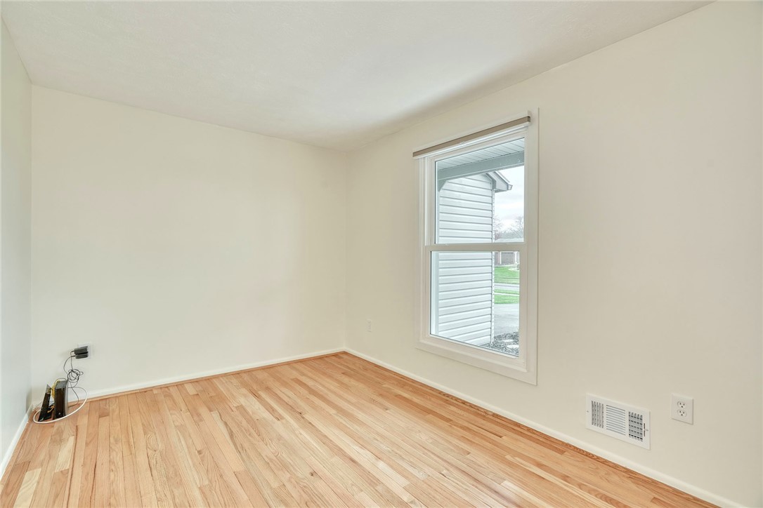 136 Chimney Hill Road Greece, NY 14612 - Photo 18 of 40