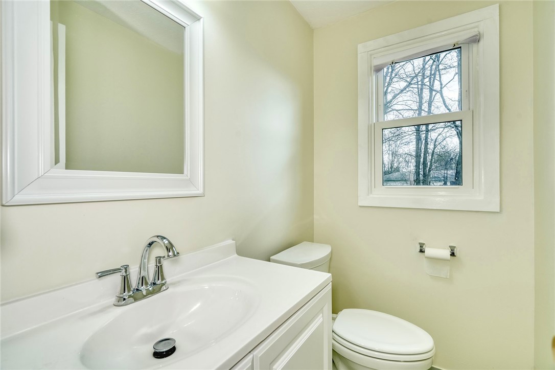 136 Chimney Hill Road Greece, NY 14612 - Photo 20 of 40