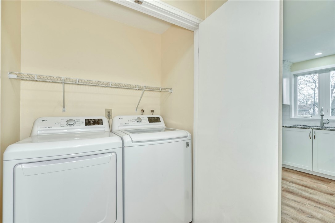 136 Chimney Hill Road Greece, NY 14612 - Photo 21 of 40