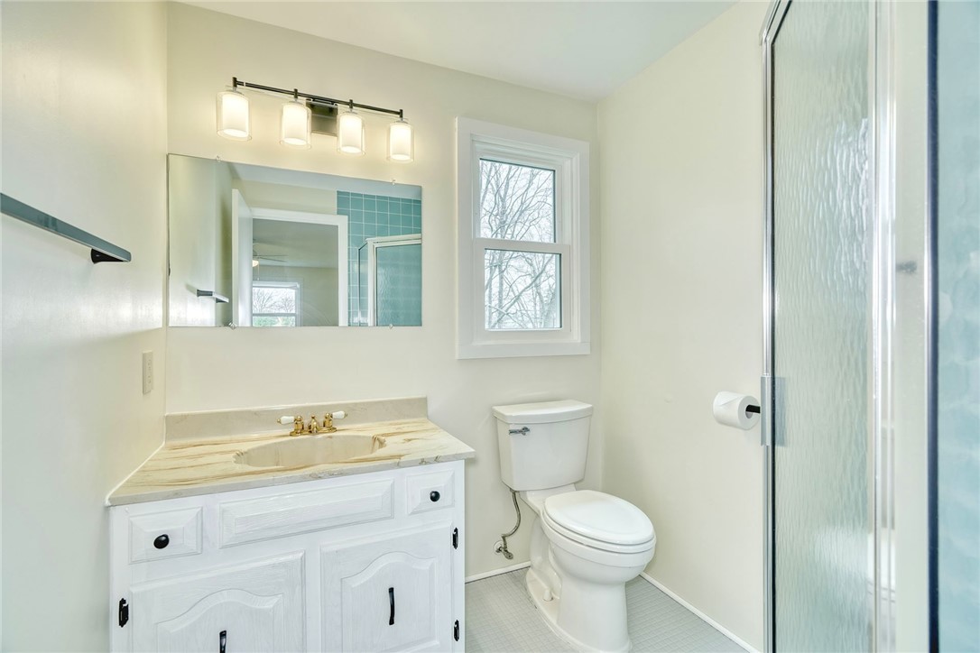 136 Chimney Hill Road Greece, NY 14612 - Photo 27 of 40