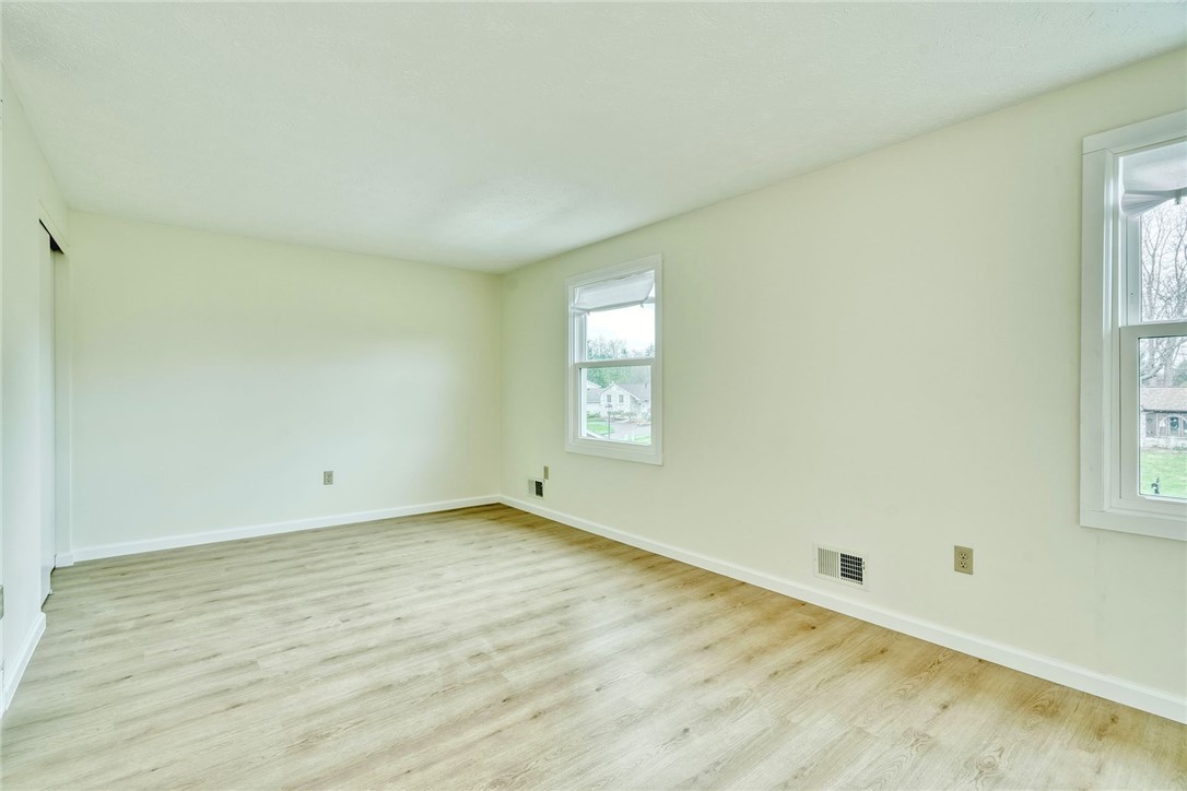 136 Chimney Hill Road Greece, NY 14612 - Photo 30 of 40