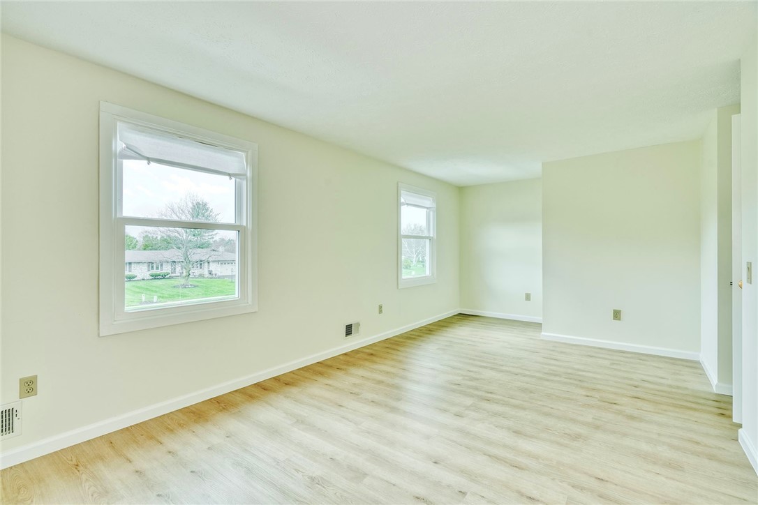 136 Chimney Hill Road Greece, NY 14612 - Photo 31 of 40