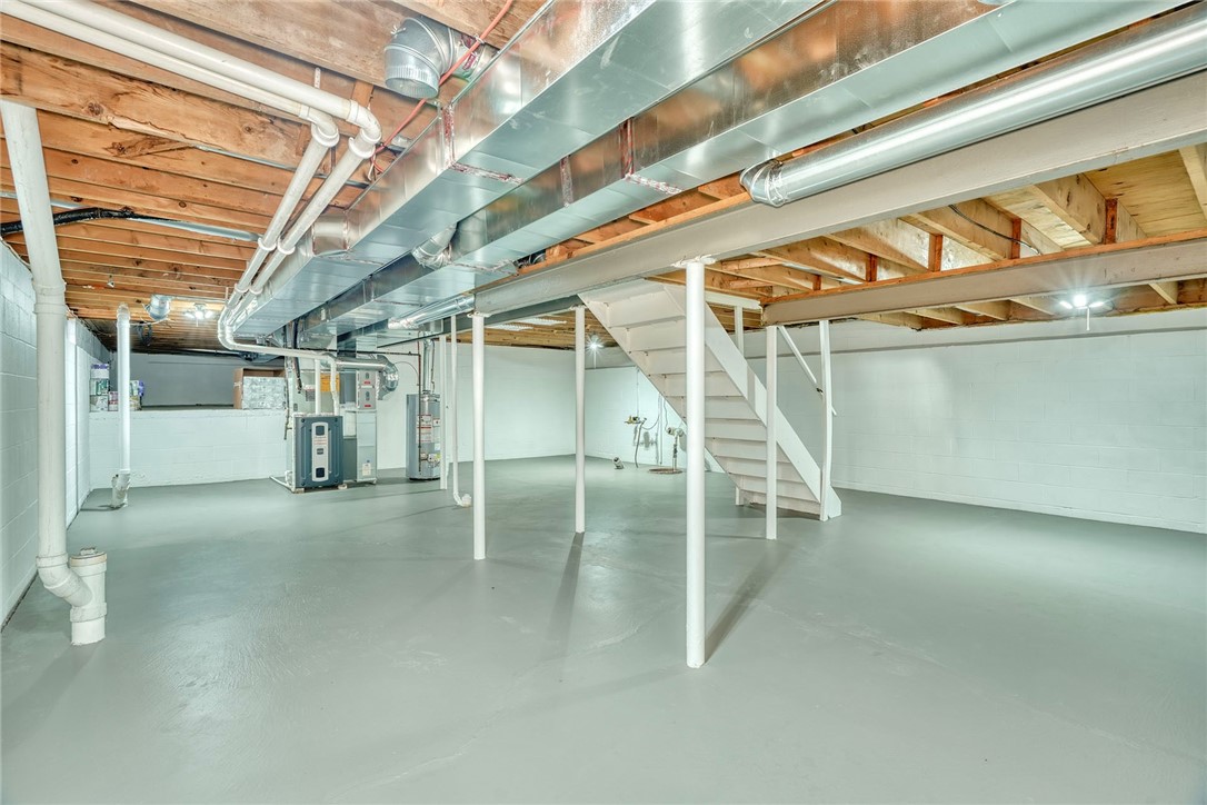 136 Chimney Hill Road Greece, NY 14612 - Photo 35 of 40