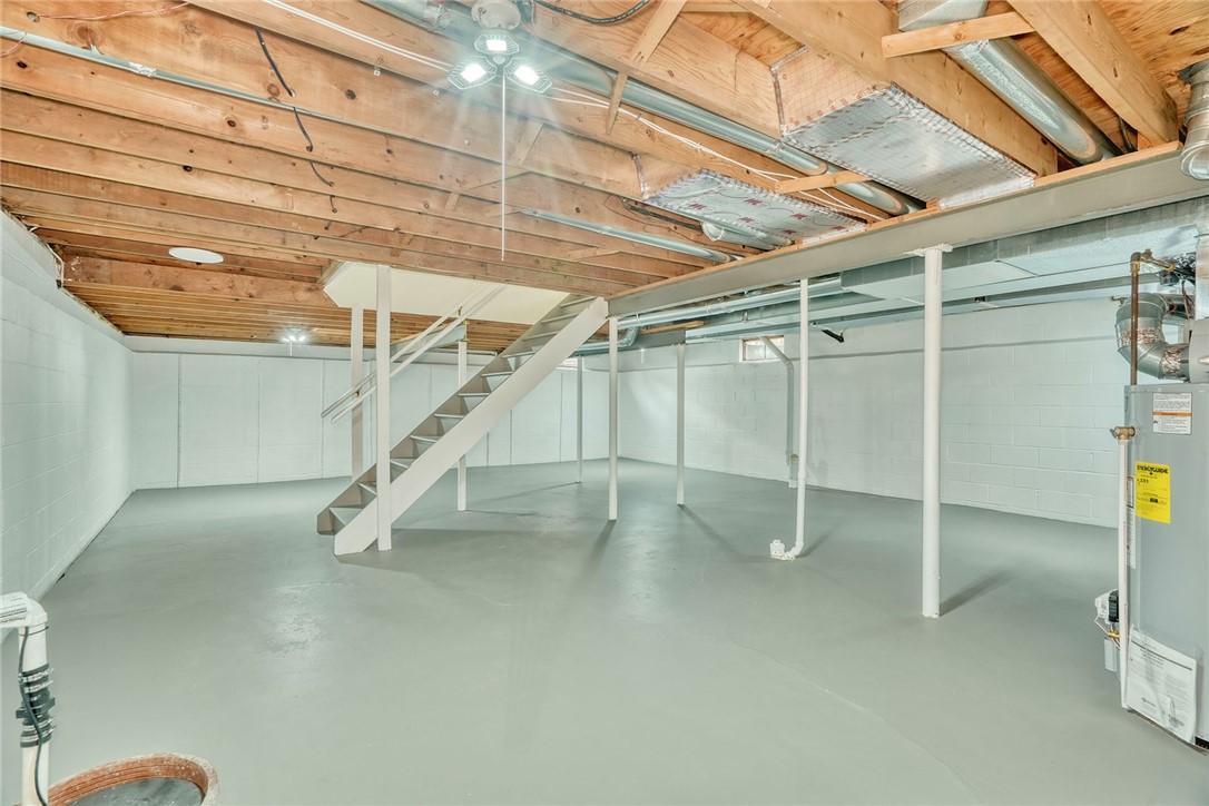 136 Chimney Hill Road Greece, NY 14612 - Photo 36 of 40