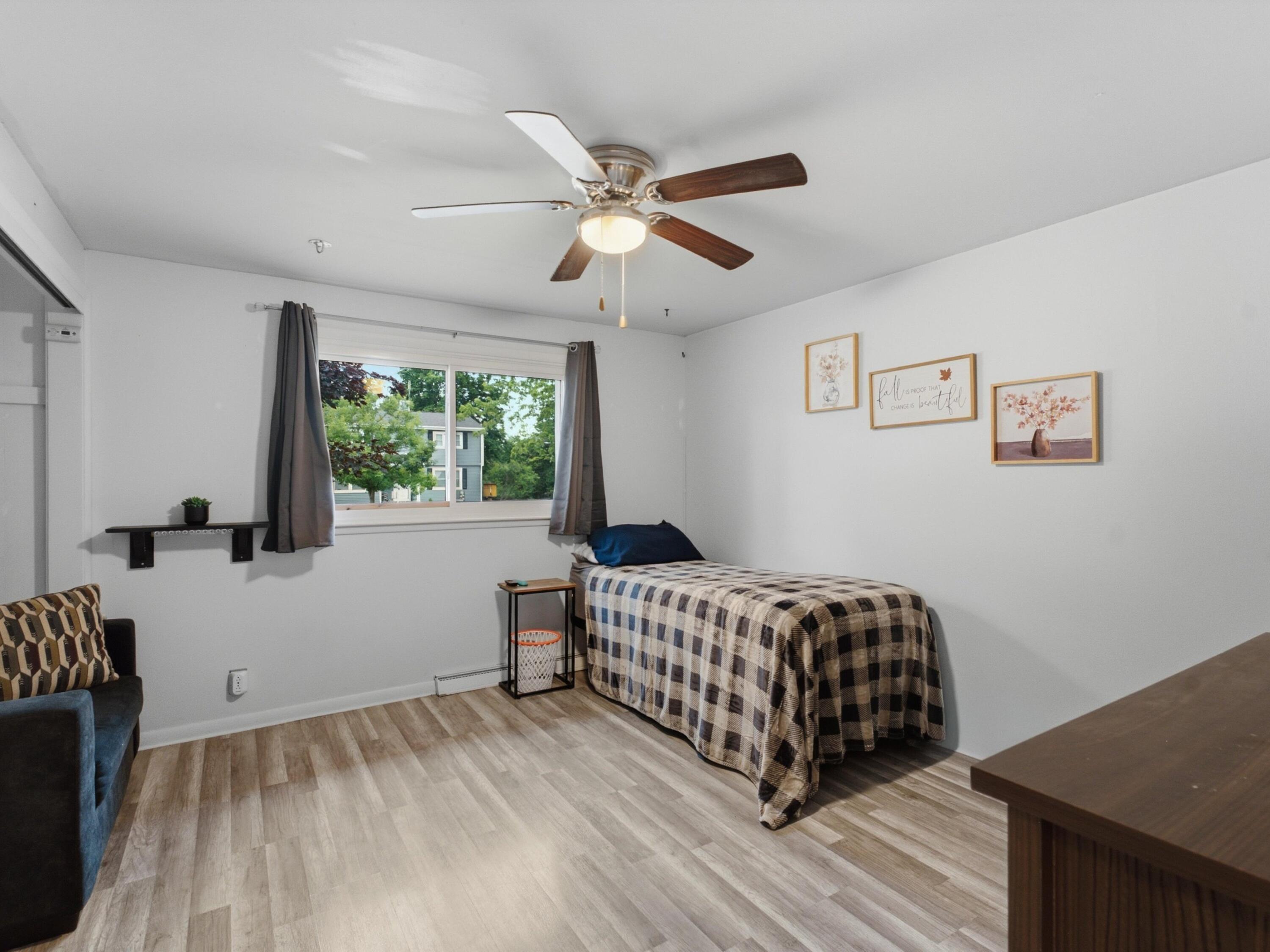 2830 35th Street Two Rivers, WI 54241 - Photo 20 of 32 24-DSC01177