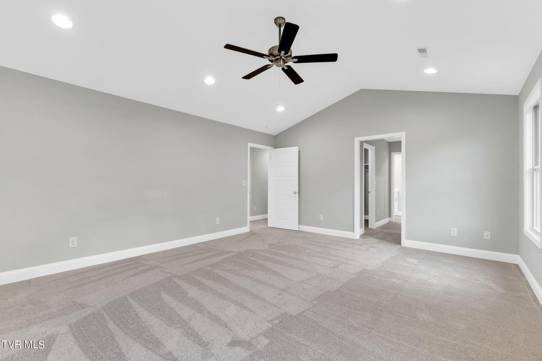 583 Ridgecrest Road Jonesborough, TN 37659 - Photo 19 of 46 25-web-or-mls-DSC02850