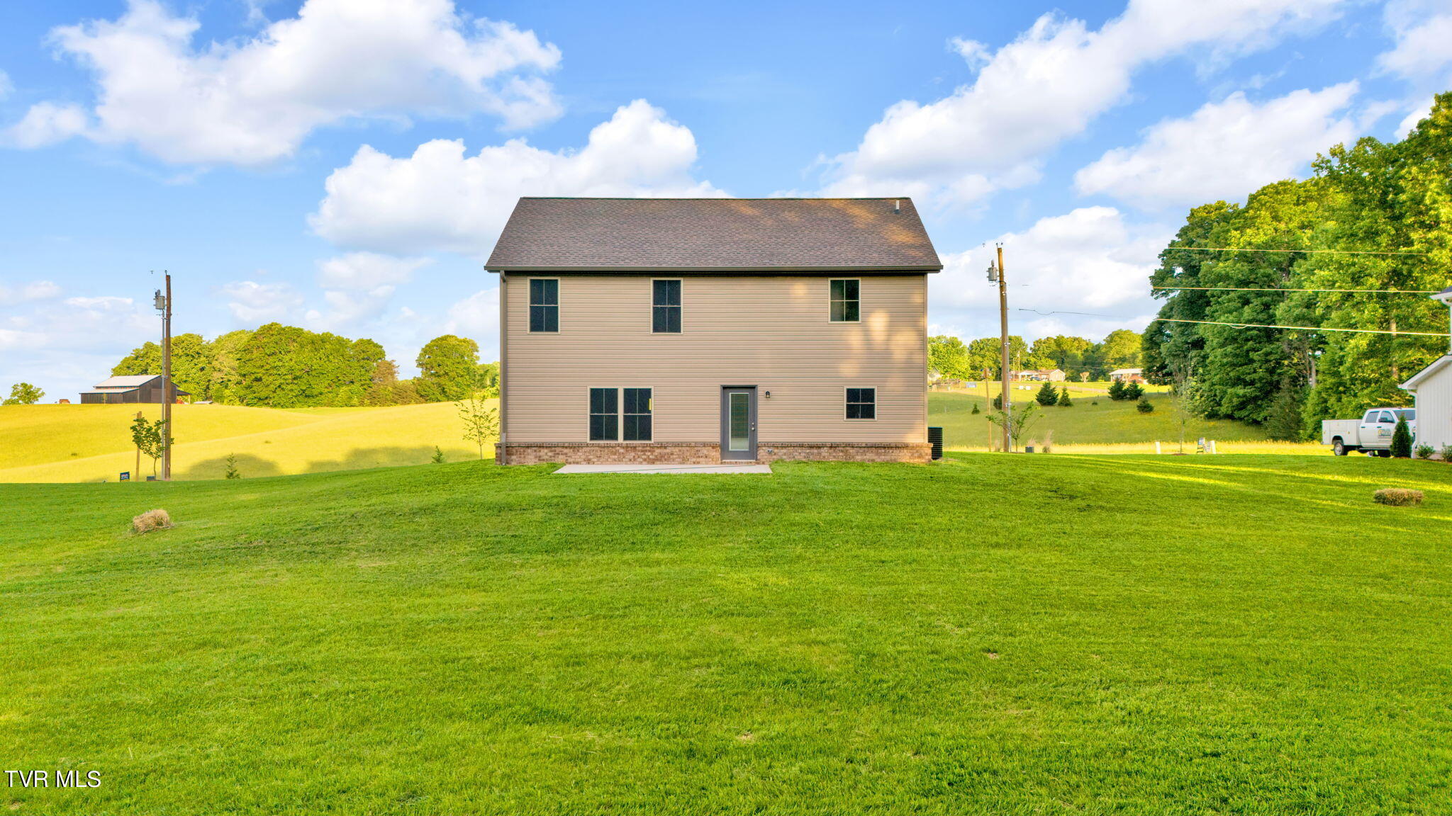 583 Ridgecrest Road Jonesborough, TN 37659 - Photo 40 of 46 11-web-or-mls-DJI_20240105214321_0070_D