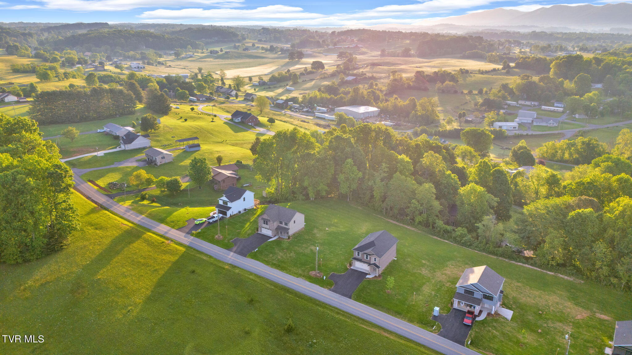 583 Ridgecrest Road Jonesborough, TN 37659 - Photo 42 of 46 2-web-or-mls-DJI_20240105213710_0001_D