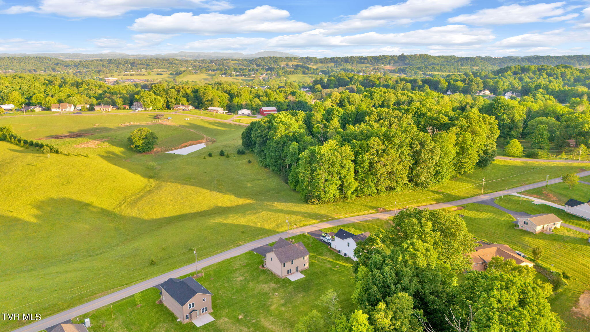 583 Ridgecrest Road Jonesborough, TN 37659 - Photo 46 of 46 7-web-or-mls-DJI_20240105213811_0016_D