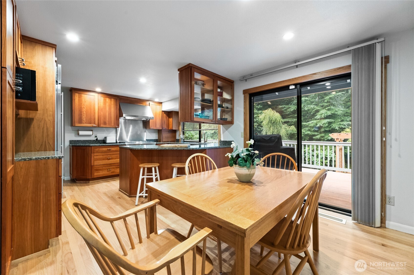 17510 163rd Place Southeast Renton, WA 98058 - Photo 6 of 27 Gallery Image 6