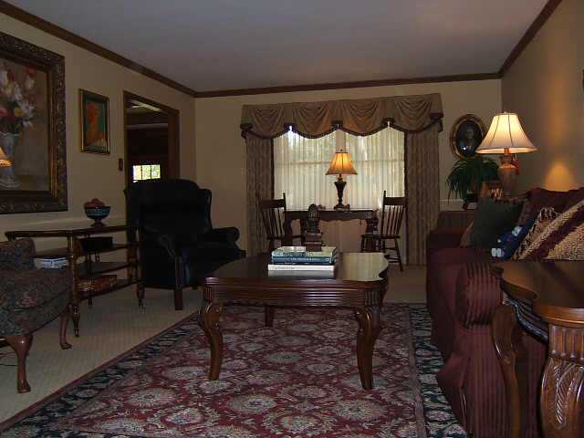 4770 Shire Ridge Road East Hilliard, OH 43026 - Photo 3 of 5