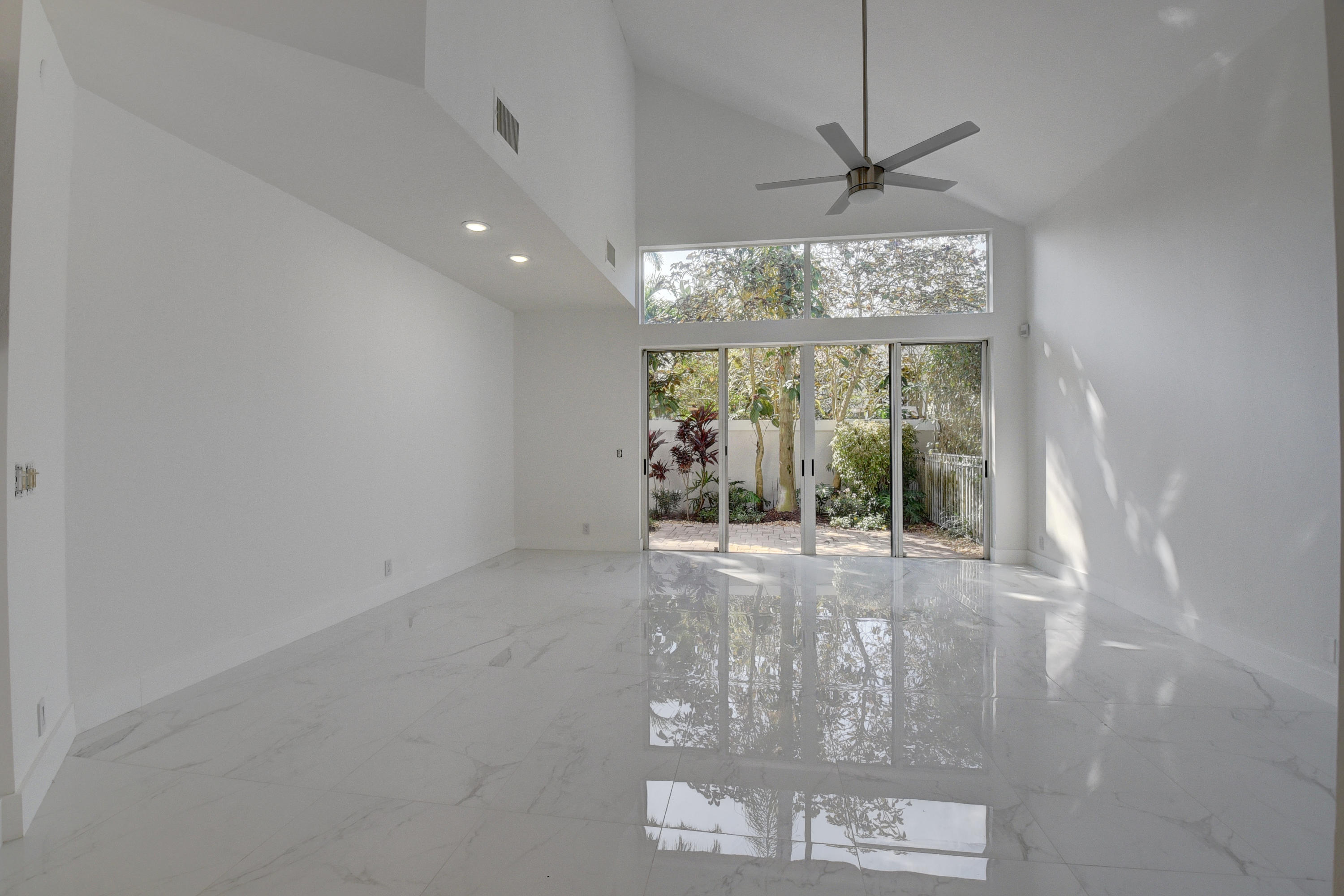 3295 Northwest 53rd Circle Boca Raton, FL 33496 - Photo 11 of 66 Virtuals1 (11)