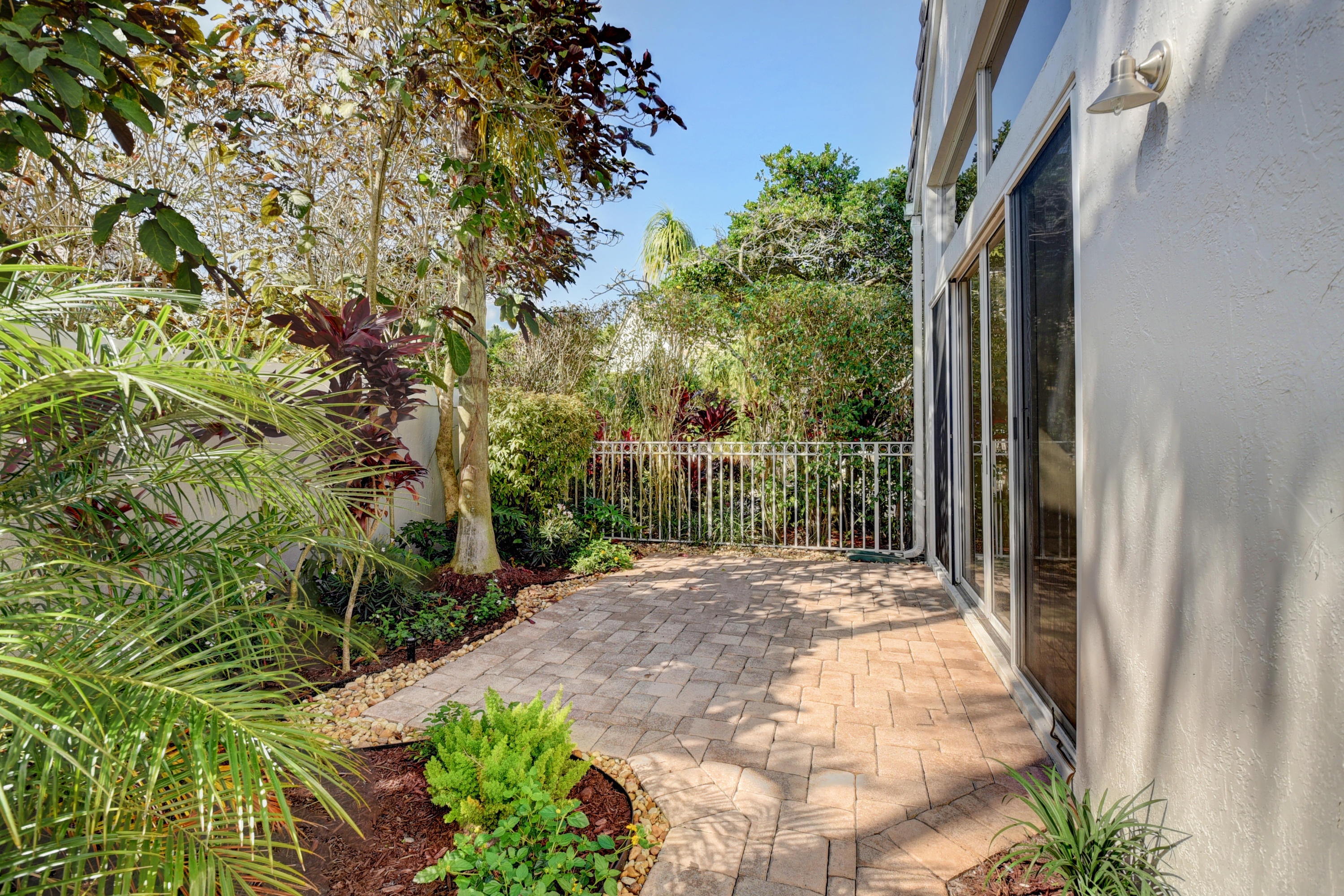 3295 Northwest 53rd Circle Boca Raton, FL 33496 - Photo 36 of 66 Virtuals1 (35)