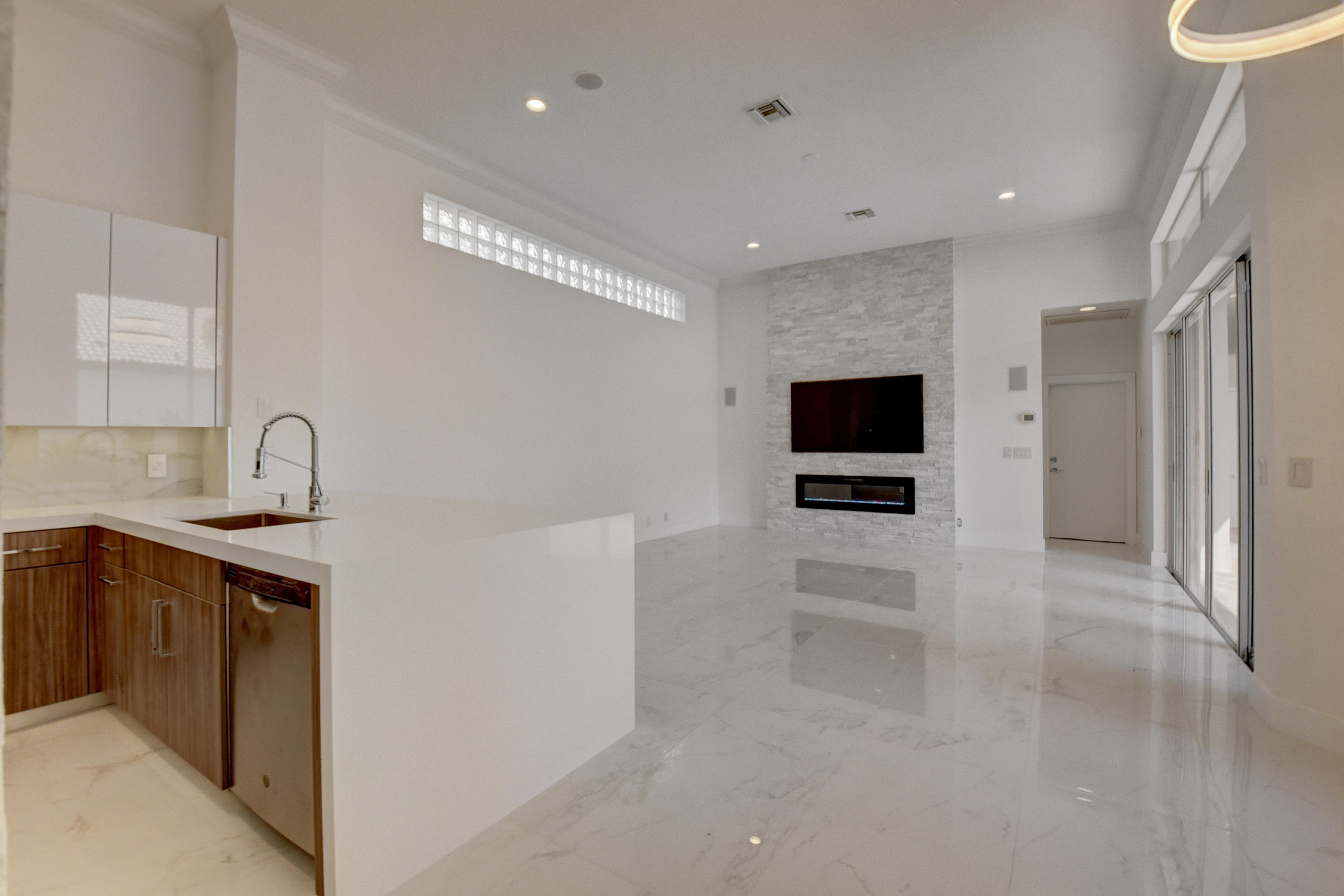 3295 Northwest 53rd Circle Boca Raton, FL 33496 - Photo 9 of 66 Virtuals1 (15)