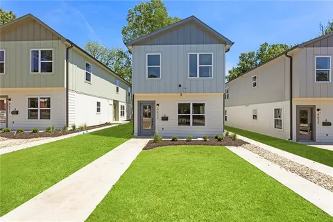 $259,900 | 4523 Forest Avenue, Unit B, Kansas City, MO 64110