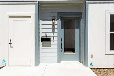 $259,900 | 4523 Forest Avenue, Unit B, Kansas City, MO 64110