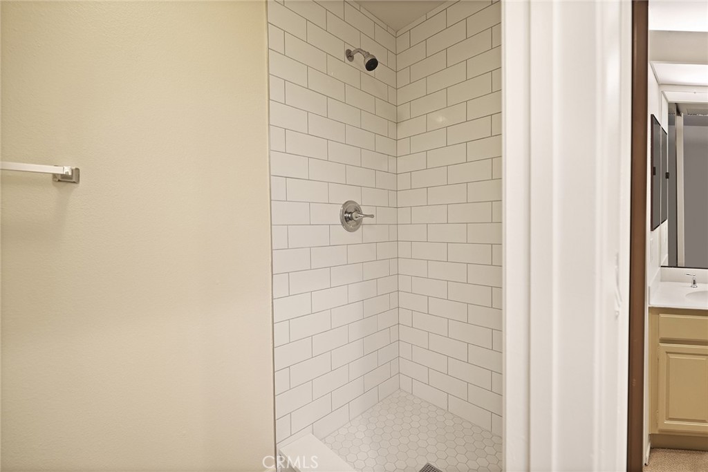 33666 Surfside Drive, Unit 38 Dana Point, CA 92629 - Photo 26 of 39 a bathroom with a shower
