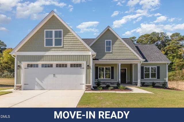 $376,400 | 125 Tee Drive, Selma, NC 27576