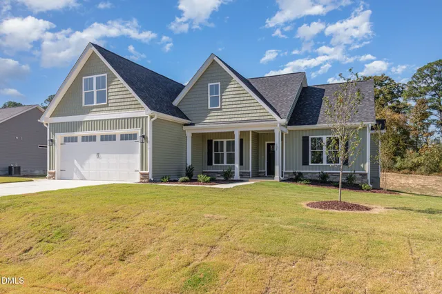 $376,400 | 125 Tee Drive, Selma, NC 27576