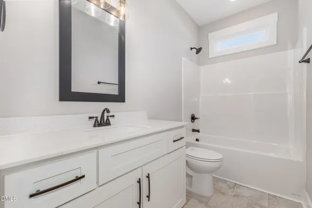 $374,900 | 125 Tee Drive, Selma, NC 27576