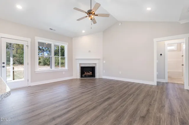 $374,900 | 125 Tee Drive, Selma, NC 27576