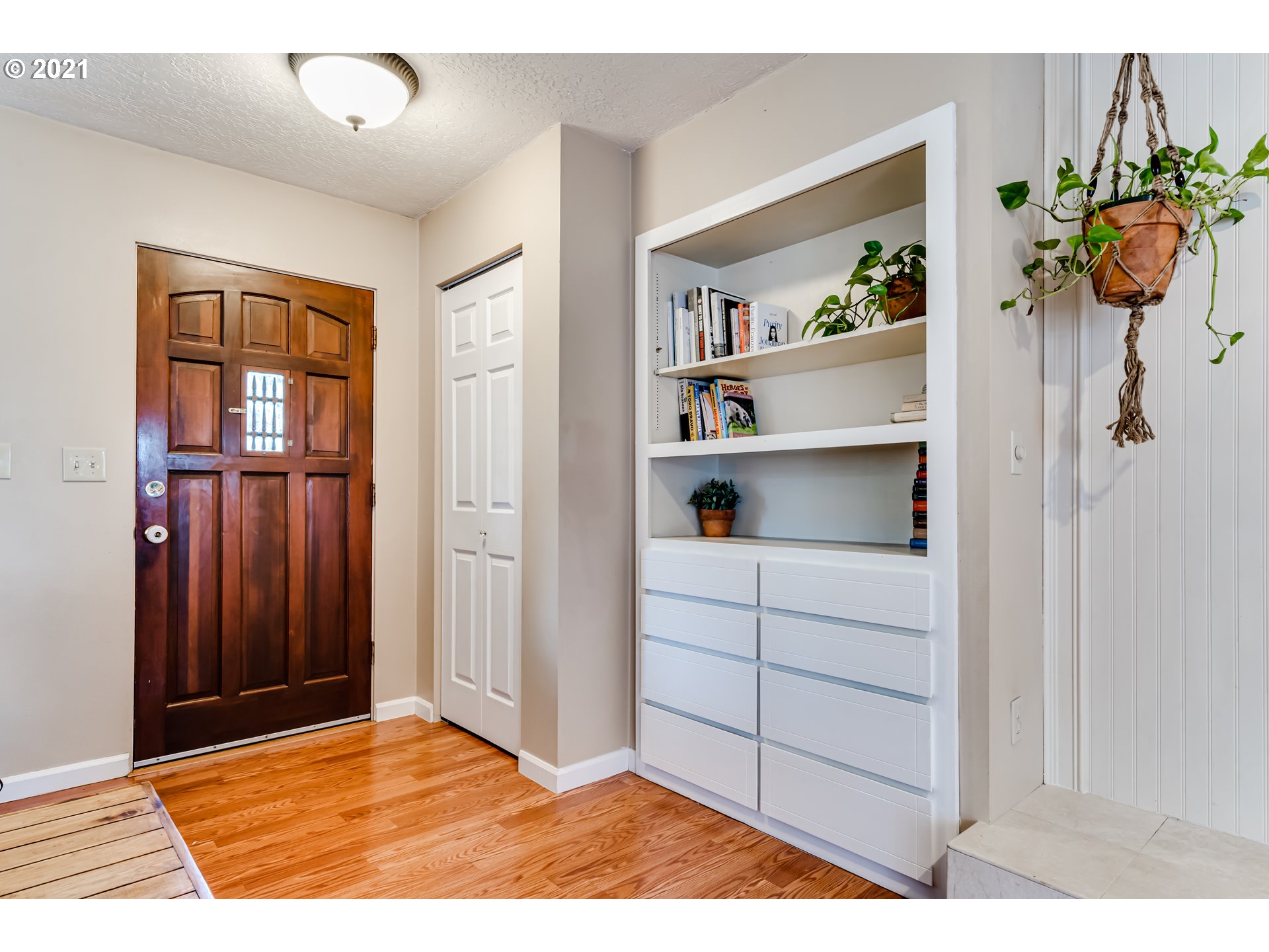 26098 Marina Road Veneta, OR 97487 - Photo 4 of 31 Gallery Image 4