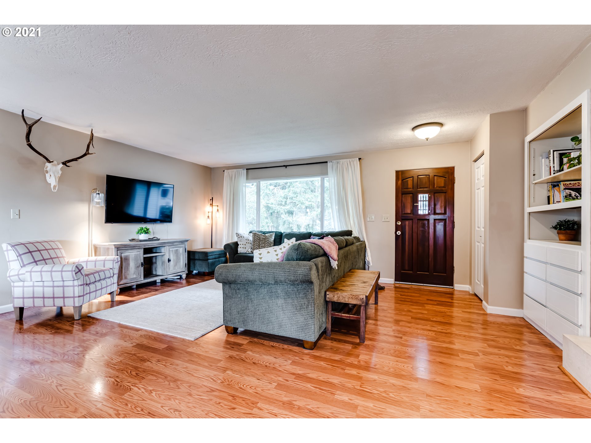 26098 Marina Road Veneta, OR 97487 - Photo 5 of 31 Gallery Image 5