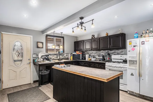 $215,000 | 115 South Sherman Street, Sheridan, MI 48884