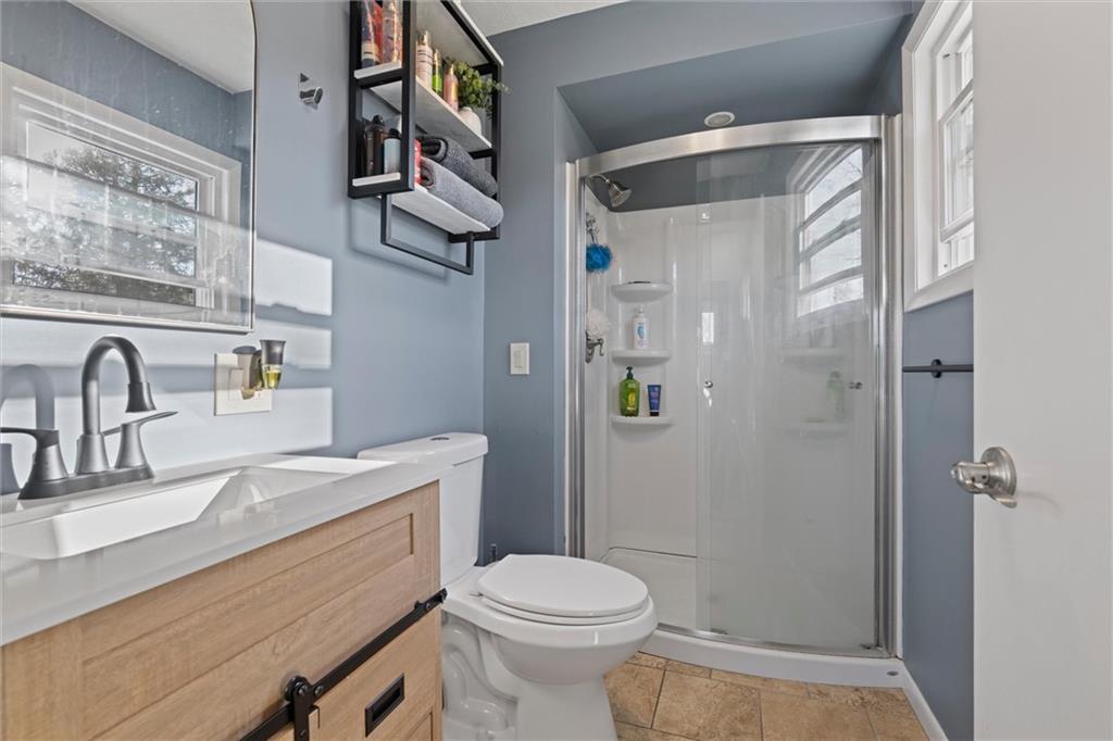 795 Robertson Road Hermitage, PA 16148 - Photo 17 of 39