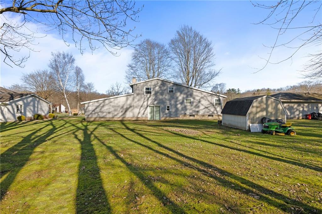 795 Robertson Road Hermitage, PA 16148 - Photo 29 of 39