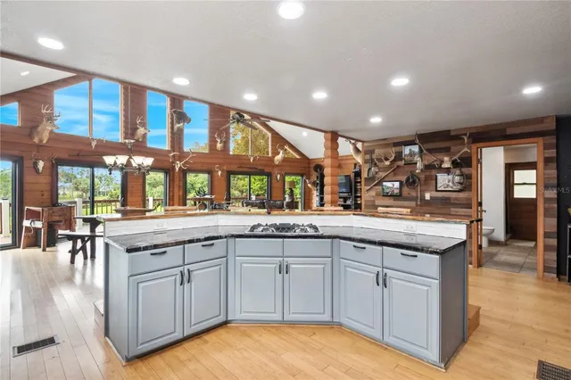 $699,000 | 26348 Southeast Highway 42, Umatilla, FL 32784